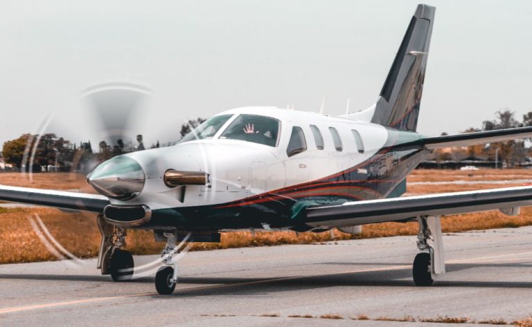 How Much Is A Cessna Skyhawk?