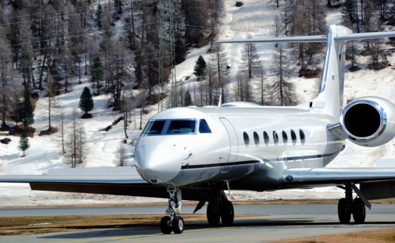 8 Different Types of Private Jets