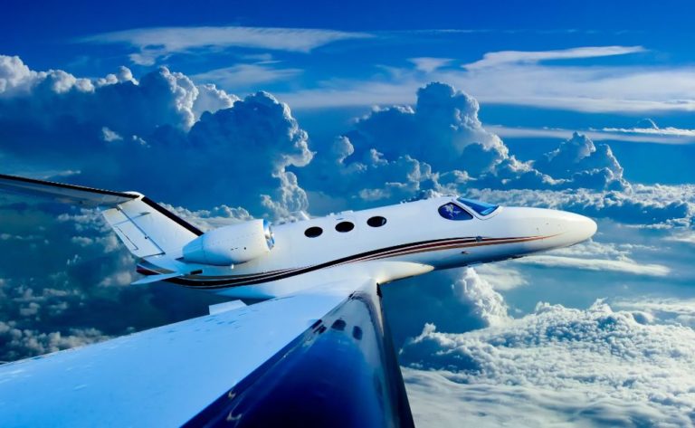 Why Traveling On Private Jet With Villiers Jets Is The Best Way To Go